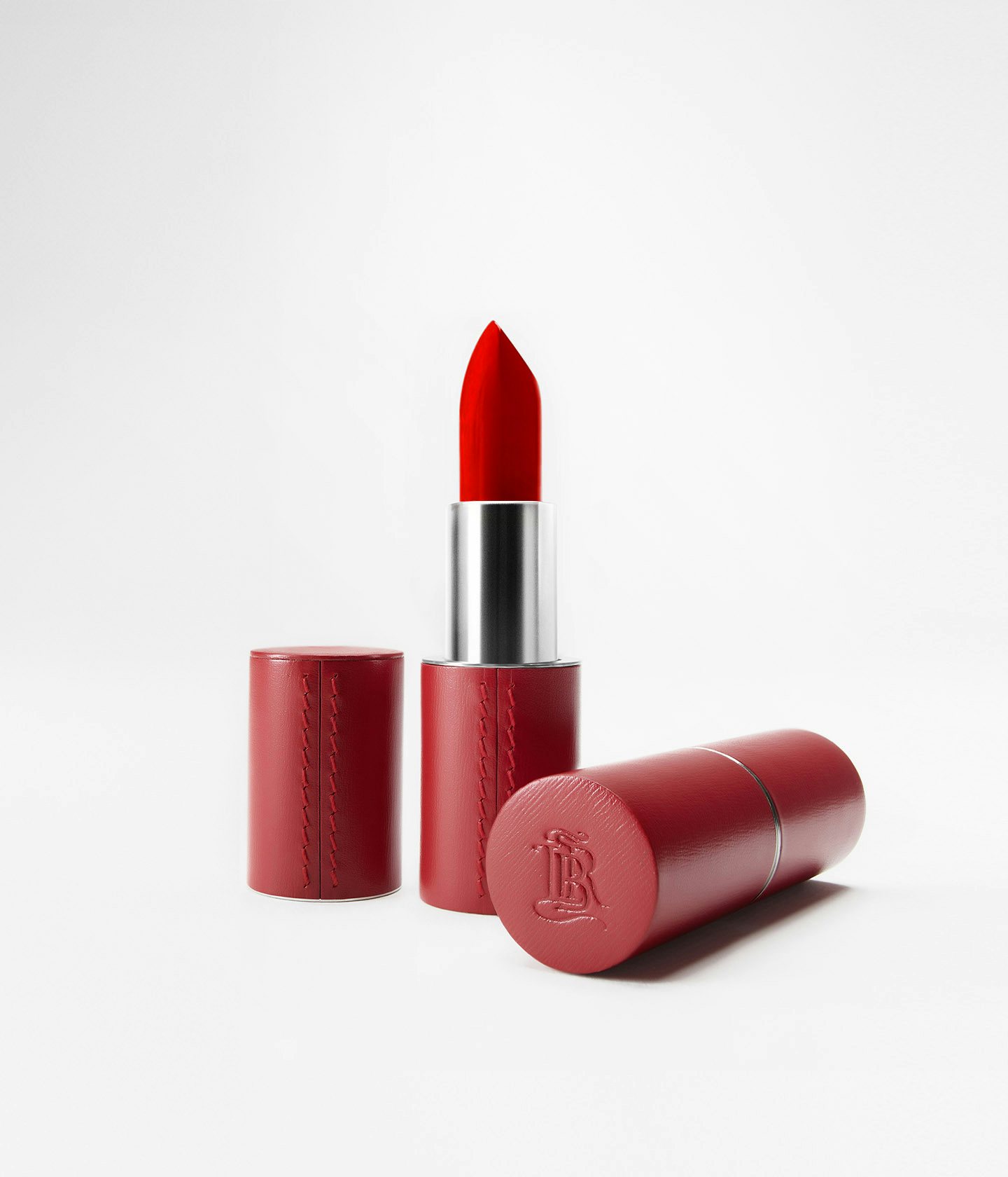 La bouche rouge Pop Art Red lipstick shade in the red leather case 