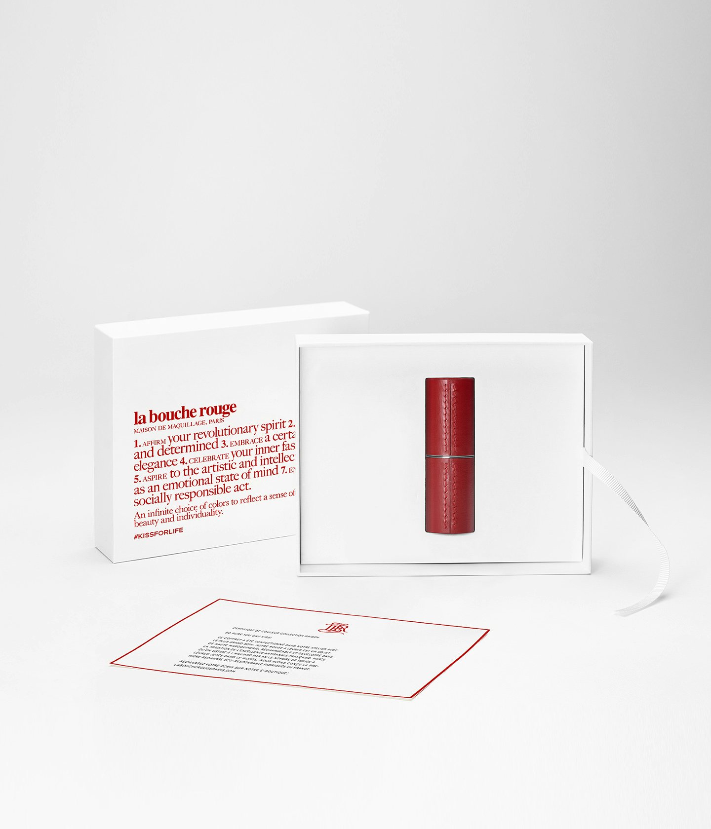 La bouche rouge Red fine leather case in the Manifesto packaging