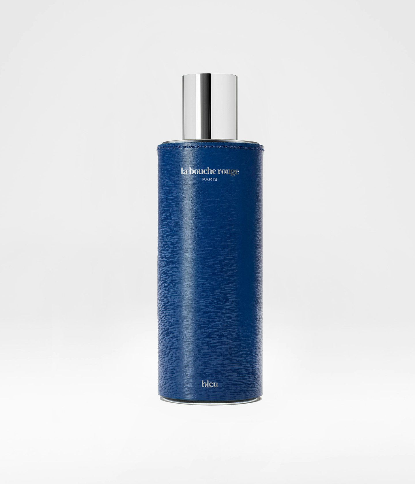 La bouche rouge Extrait de Parfum Bleu in bleu leather case