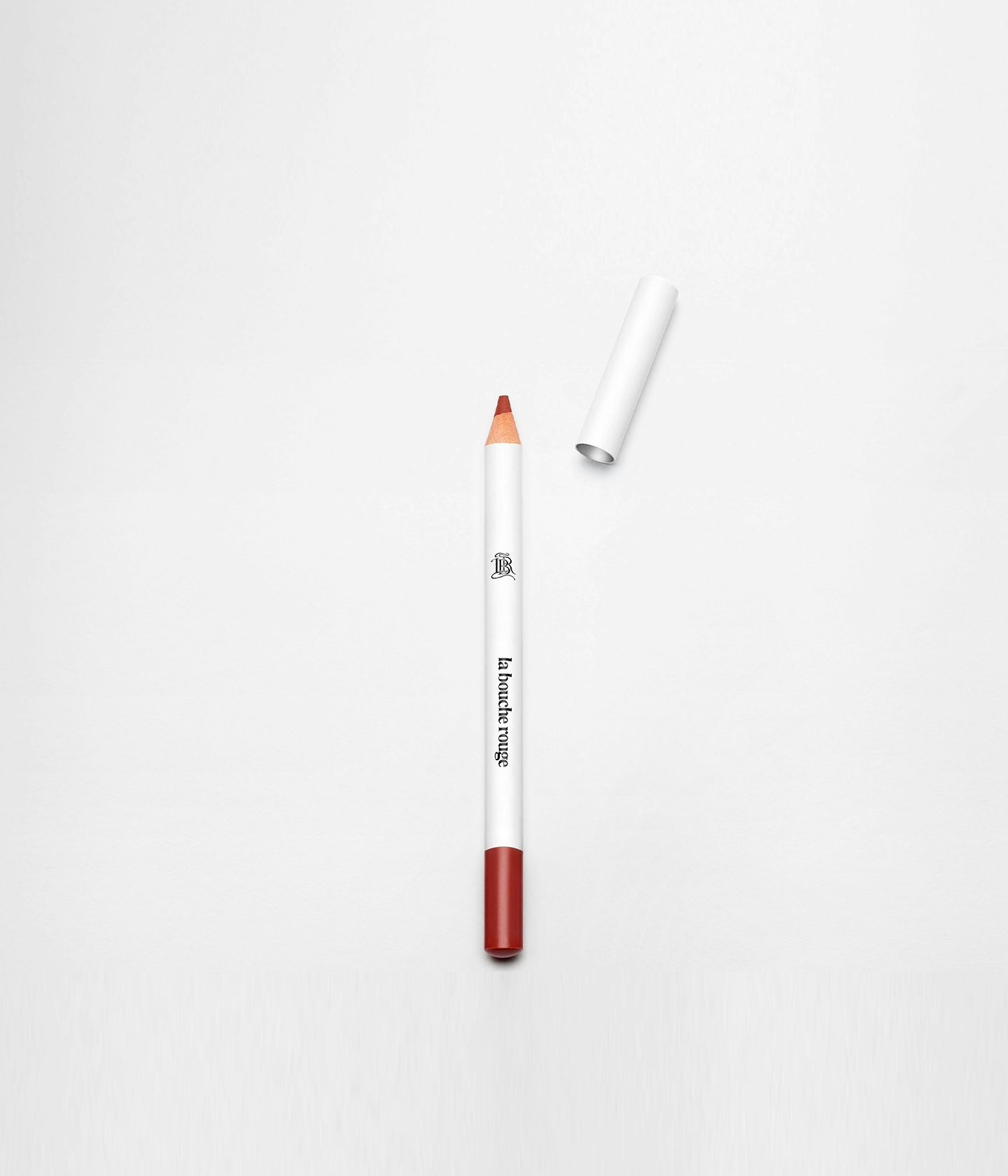 La bouche rouge Nude Brown lip pencil with recyclable metal cap