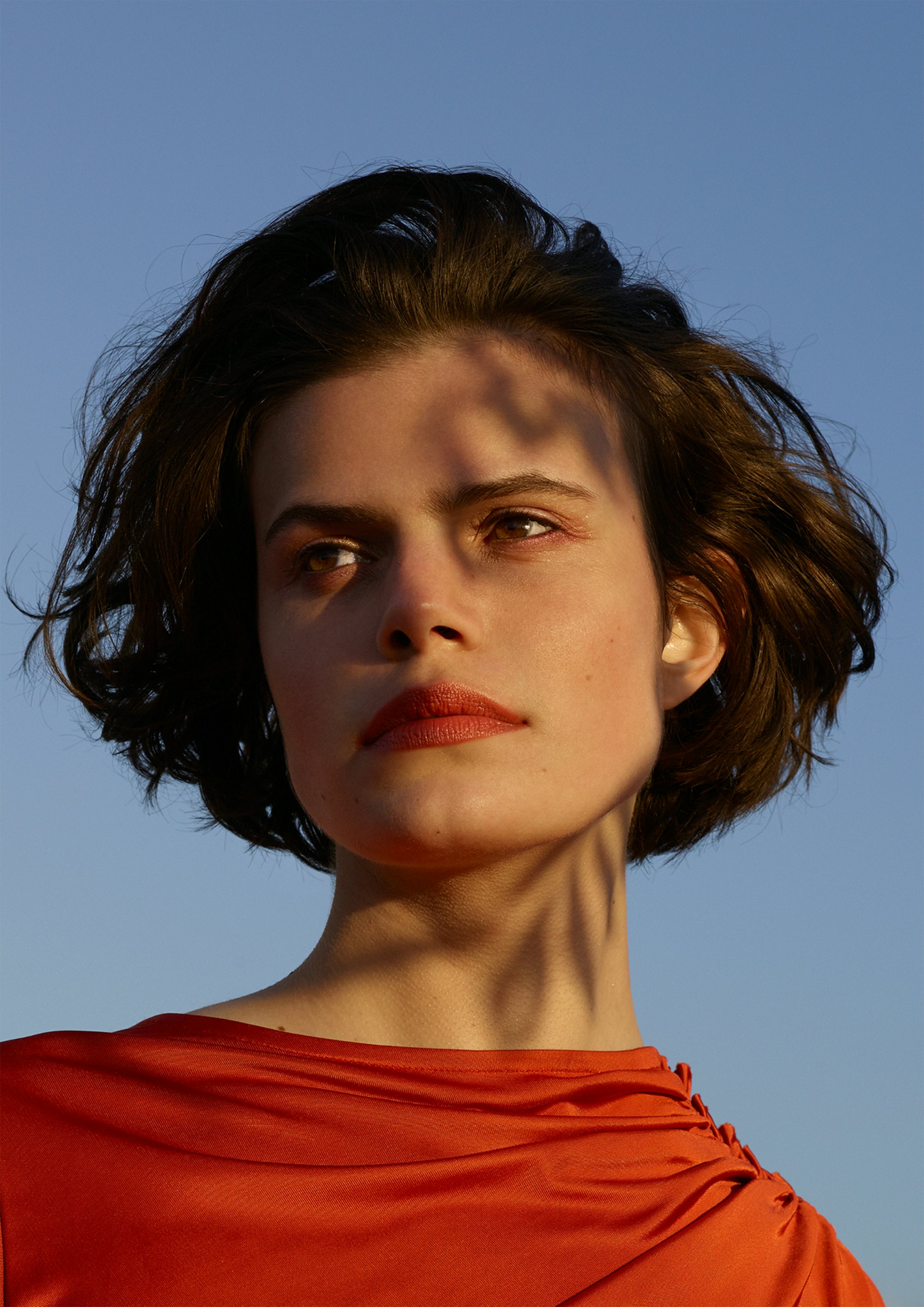 La bouche rouge image de la campagne par l'artiste et photographe Viviane Sassen