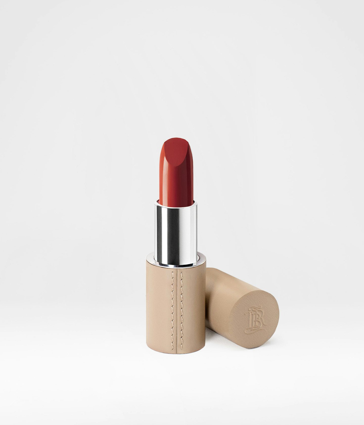La bouche rouge iconic Nude Red lipstick