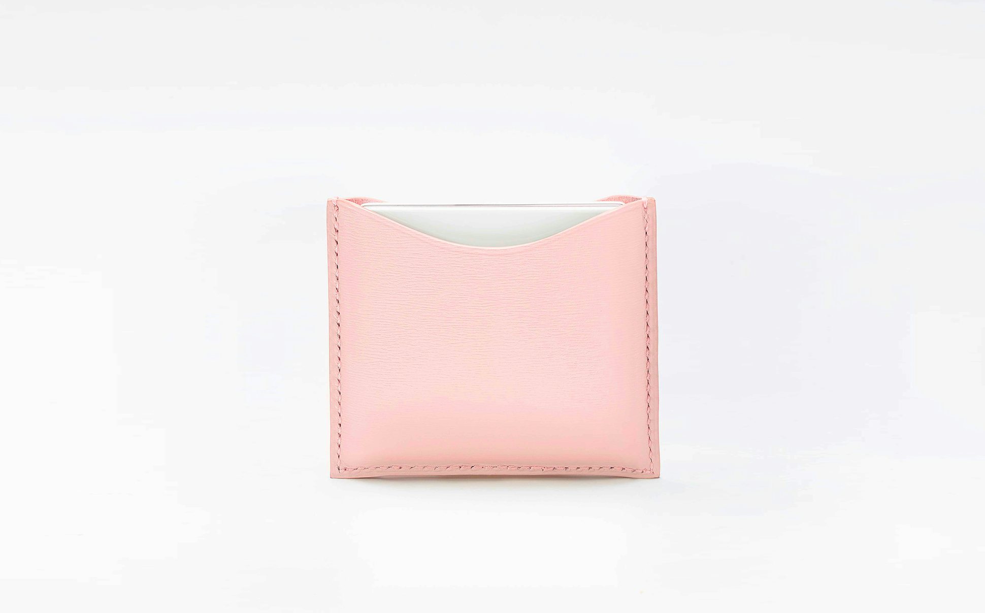 La bouche rouge upcycled fine leather compact case in Pink