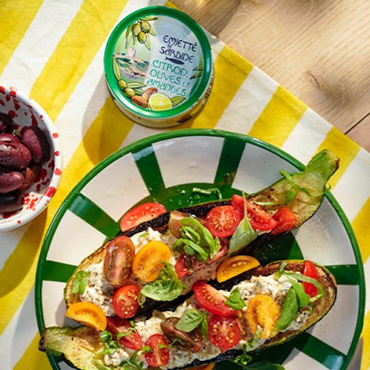 recette de courgettes farcies à l'émietté de sardine citron olives la belle-iloise