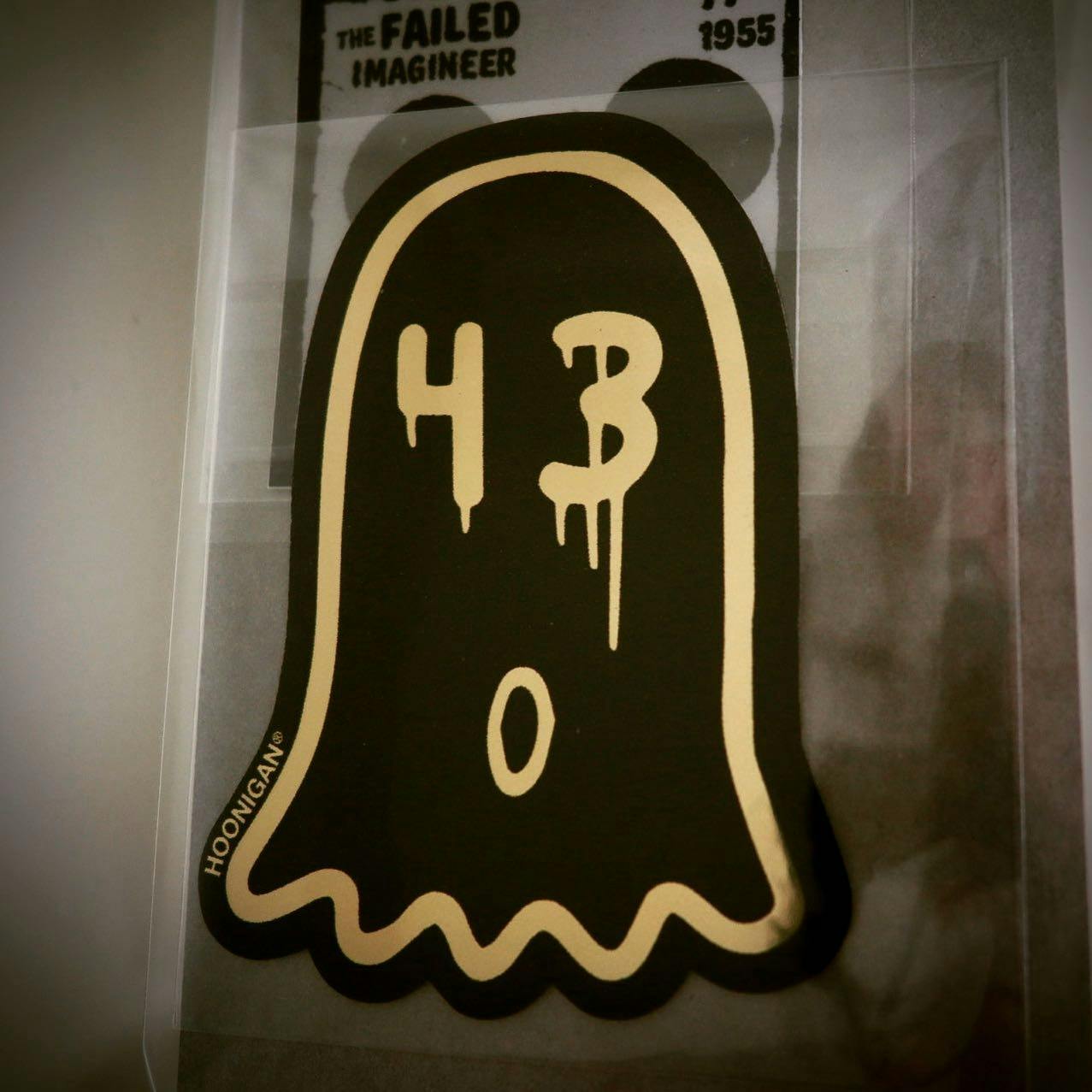 A sticker of a ghost