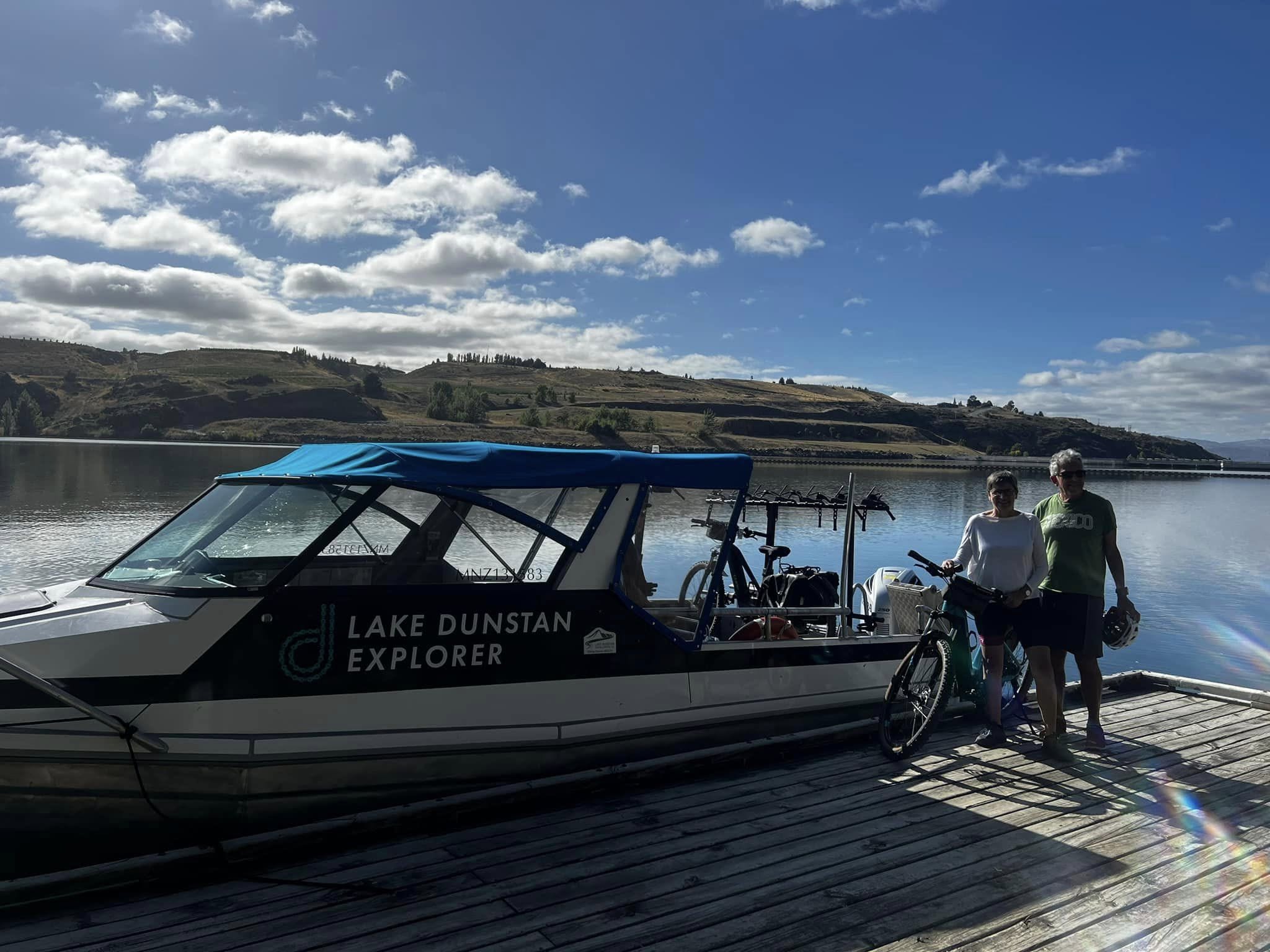 Lake Dunstan Trail With Boat Transfer, people waiting