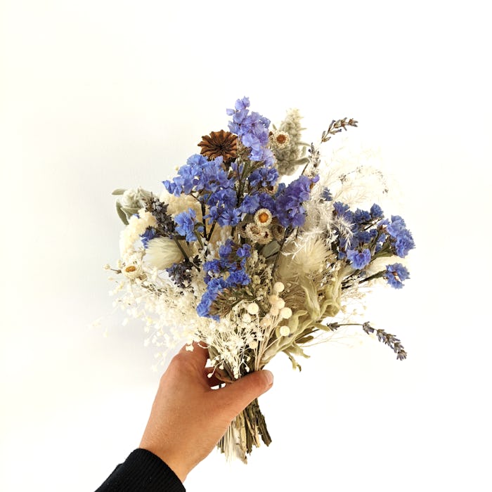 Bouquet de fleurs séchées “Blue moon”