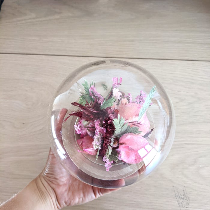 Sphère de fleurs séchées « Color Pop »