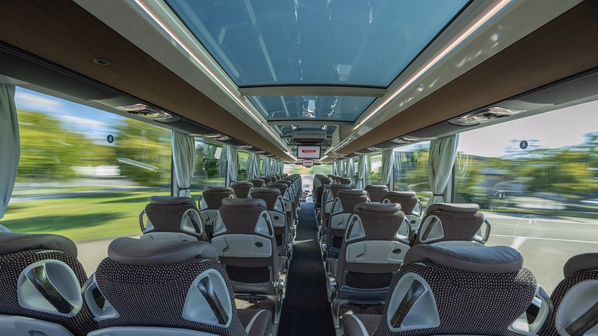 Setra rúta/hópferðabíll innanrými, sæti séð að aftan