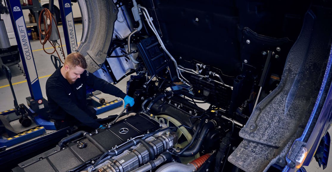 Kvöldþjónusta fyrir Mercedes-Benz vörubíla hópferðabíla rútur og atvinnubíla