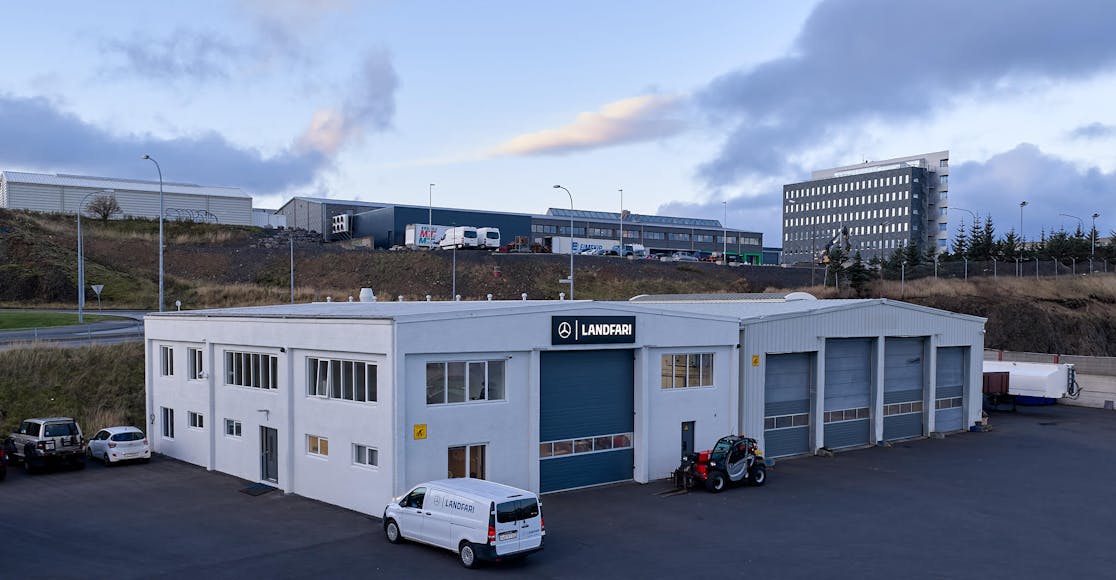 Landfari þjónustuverkstæði Klettagarðar 5 í Reykjavík. Mynd af húsnæði Landfara.