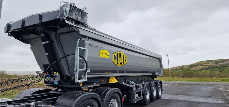 Meiller vagn séð á hlið