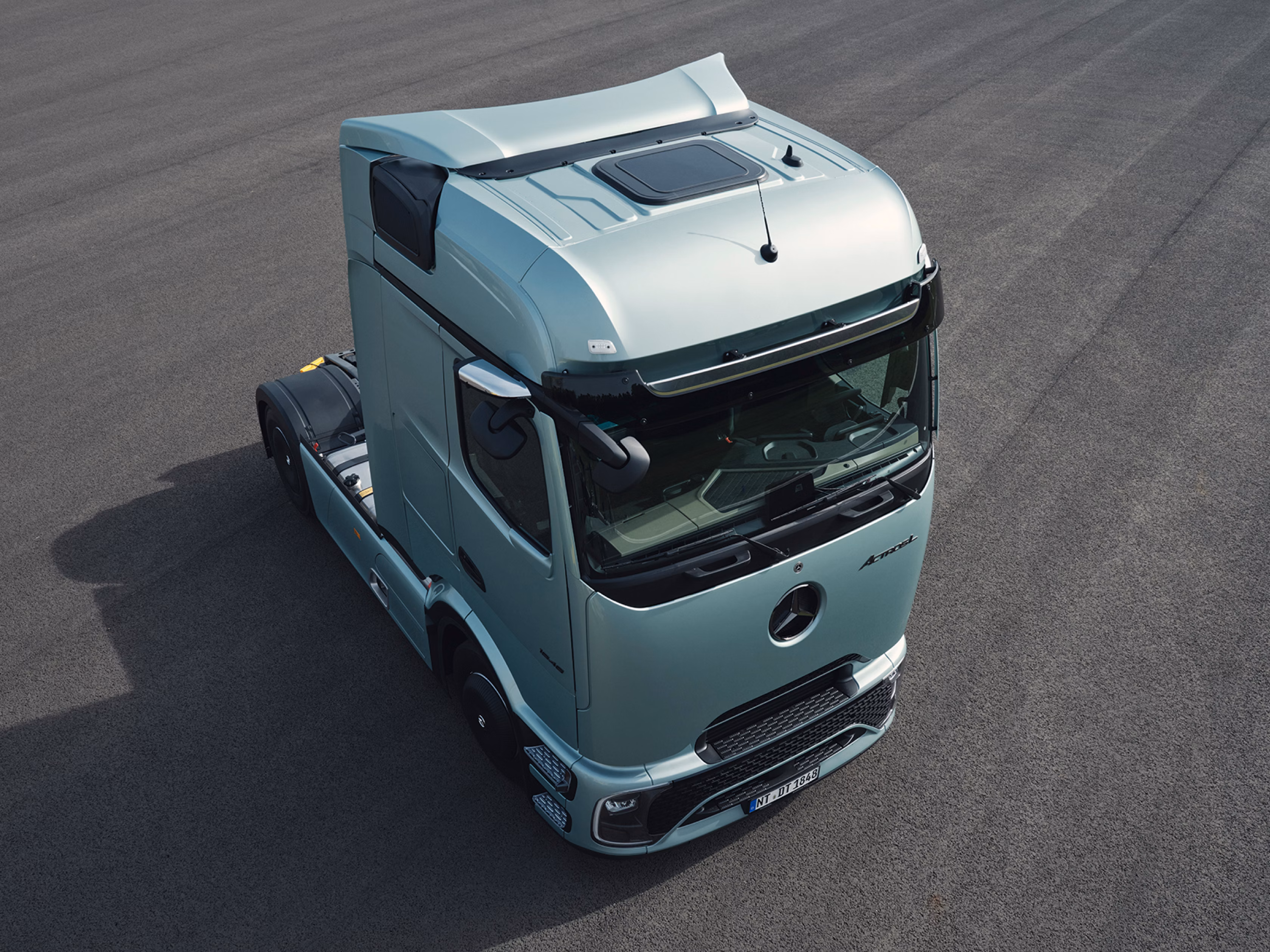 Actros L með ProCabin séð á toppinn