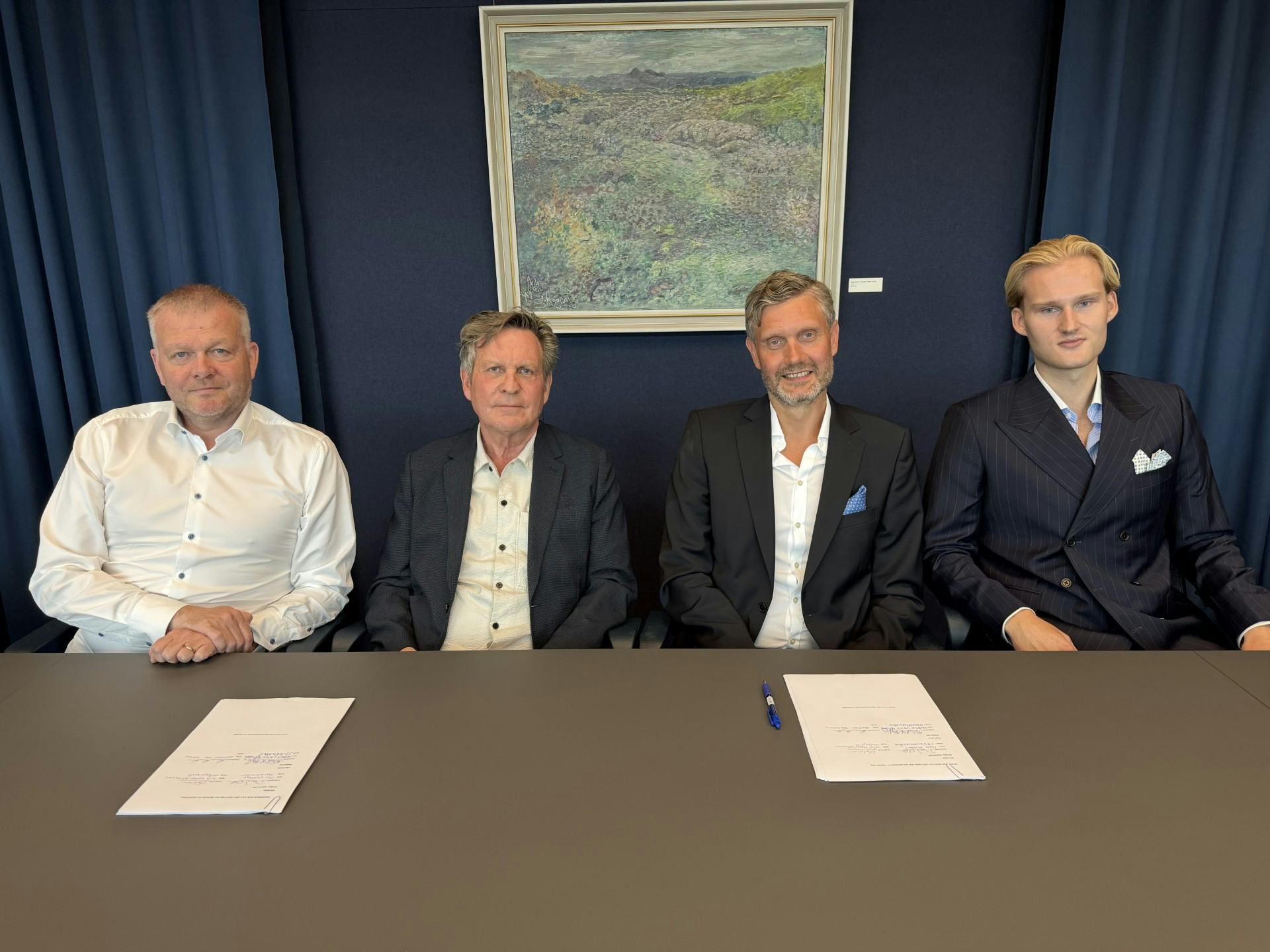 Hermann M. Þórisson, Friðrik Kristjánsson, Davíð Ólafsson, Jens Hilmar Wessman