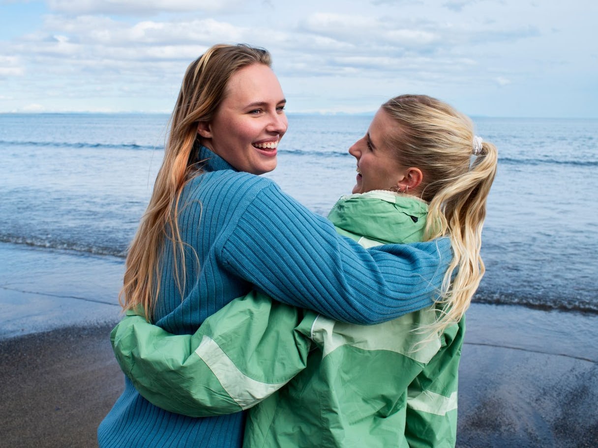 Stelpur úti í náttúru