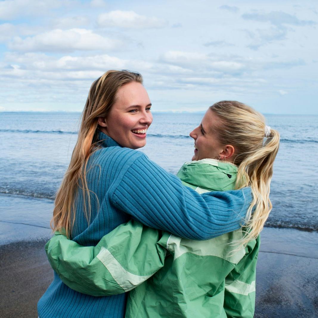 Stelpur úti í náttúru