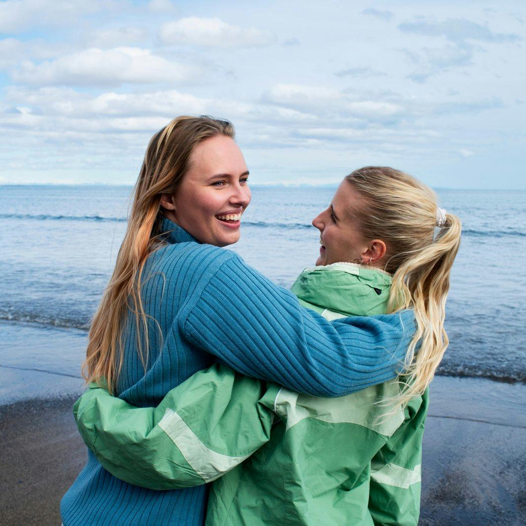 Stelpur úti í náttúru