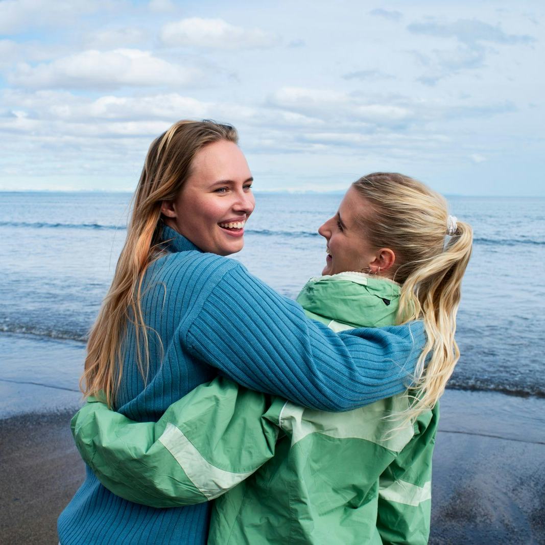 Stelpur úti í náttúru