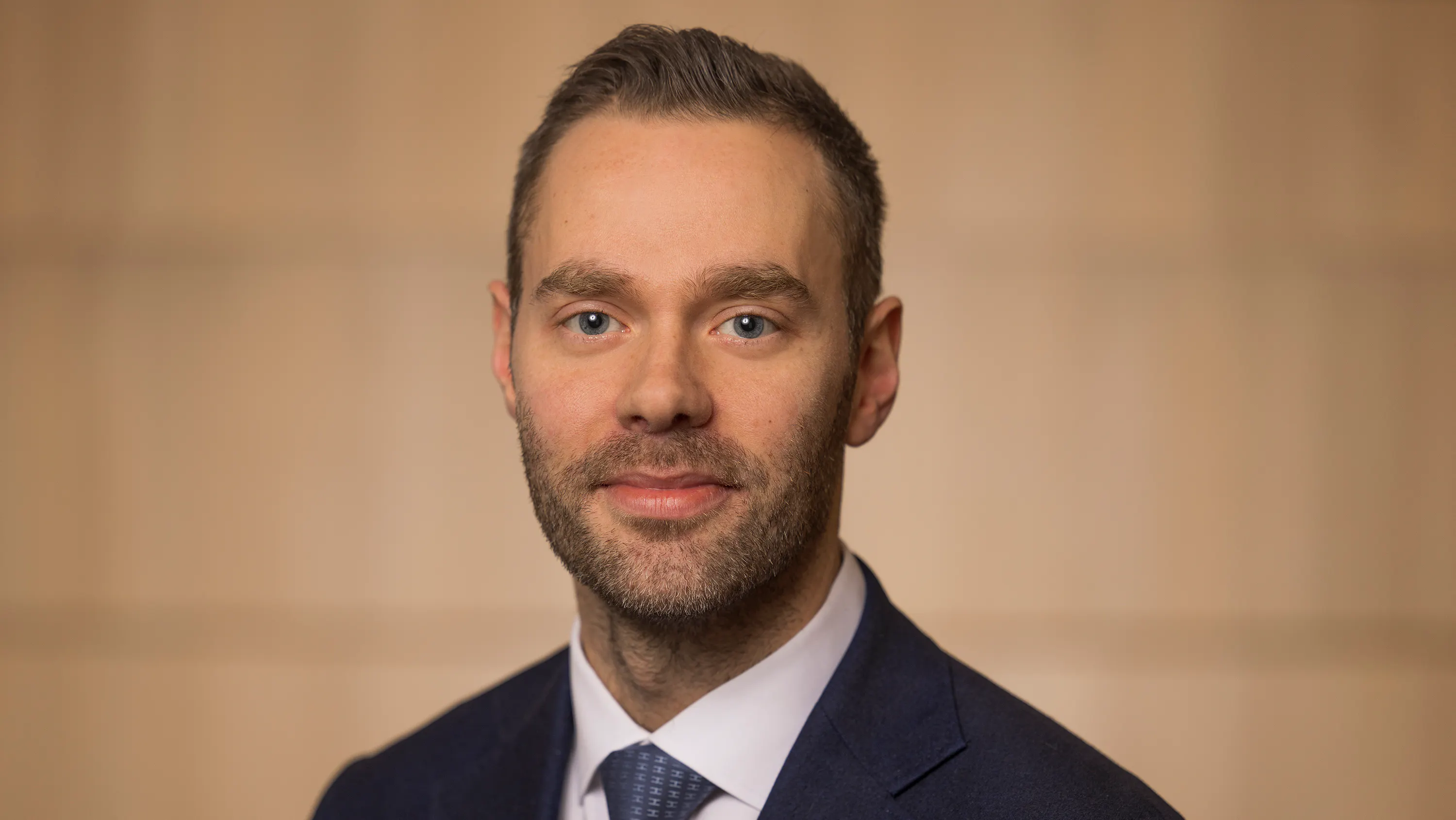 Ellert Scheving Ellert Arnarson new Head of Landsbankinn Corporate Finance ...