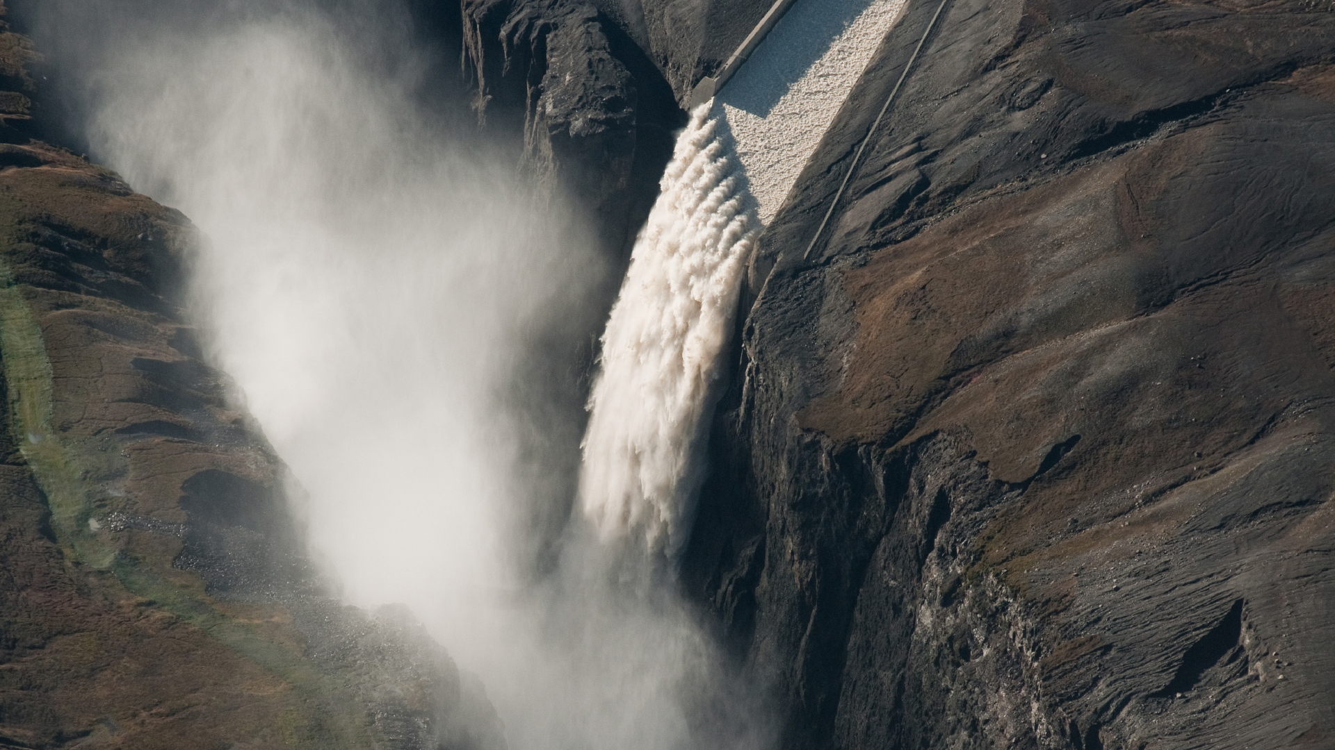 Tender | Kárahnjúkar rockfall barrier