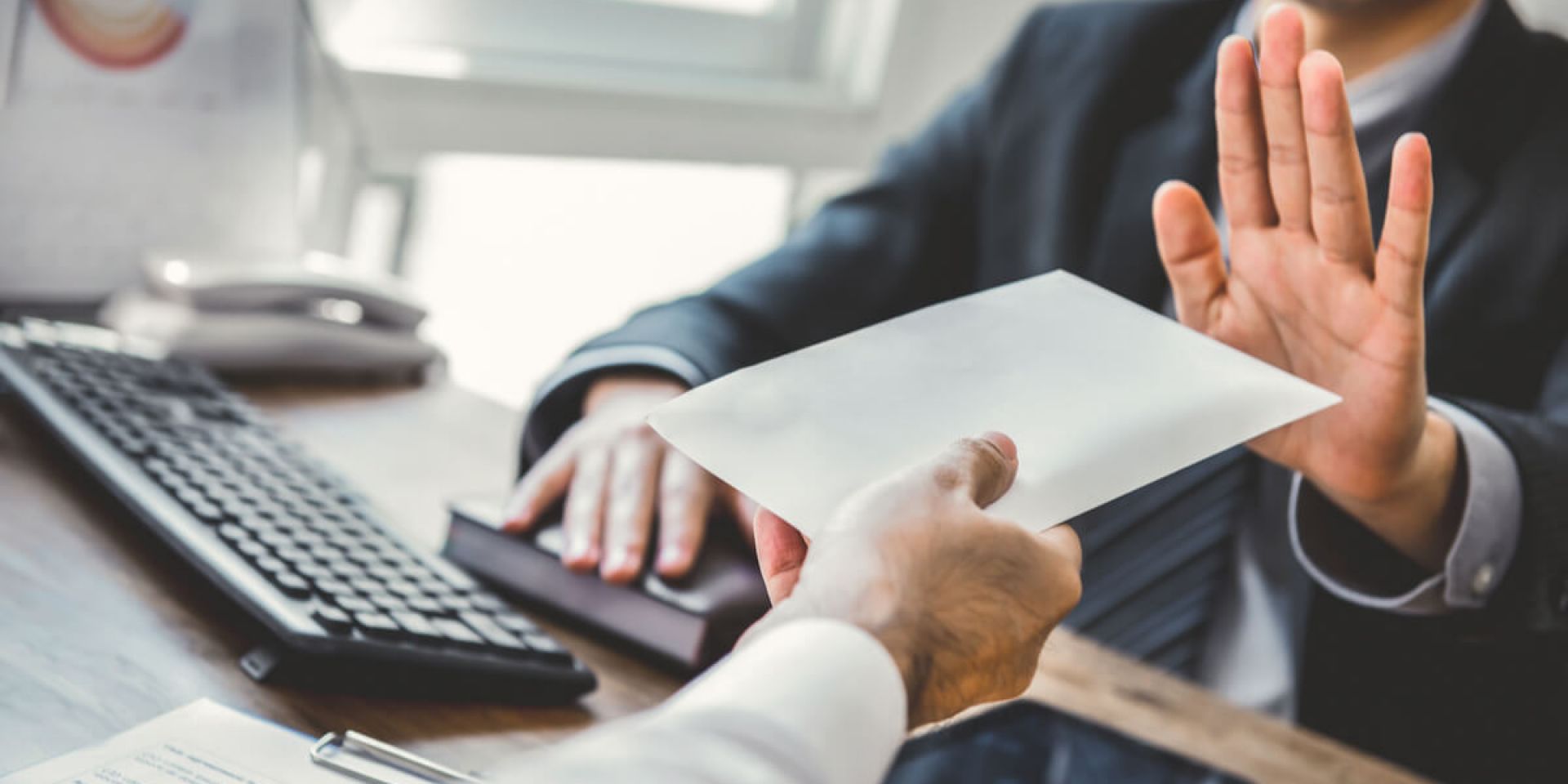 Svårt för småföretagare att beviljas lån – Lånar istället av vänner