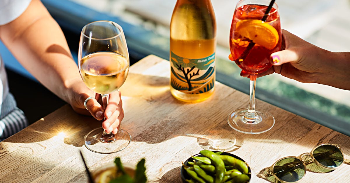 Drinks and snacks at Lantana in the summer