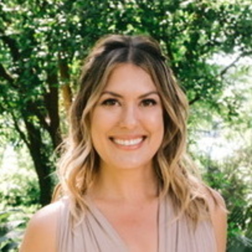 Kirsten Ealy picture