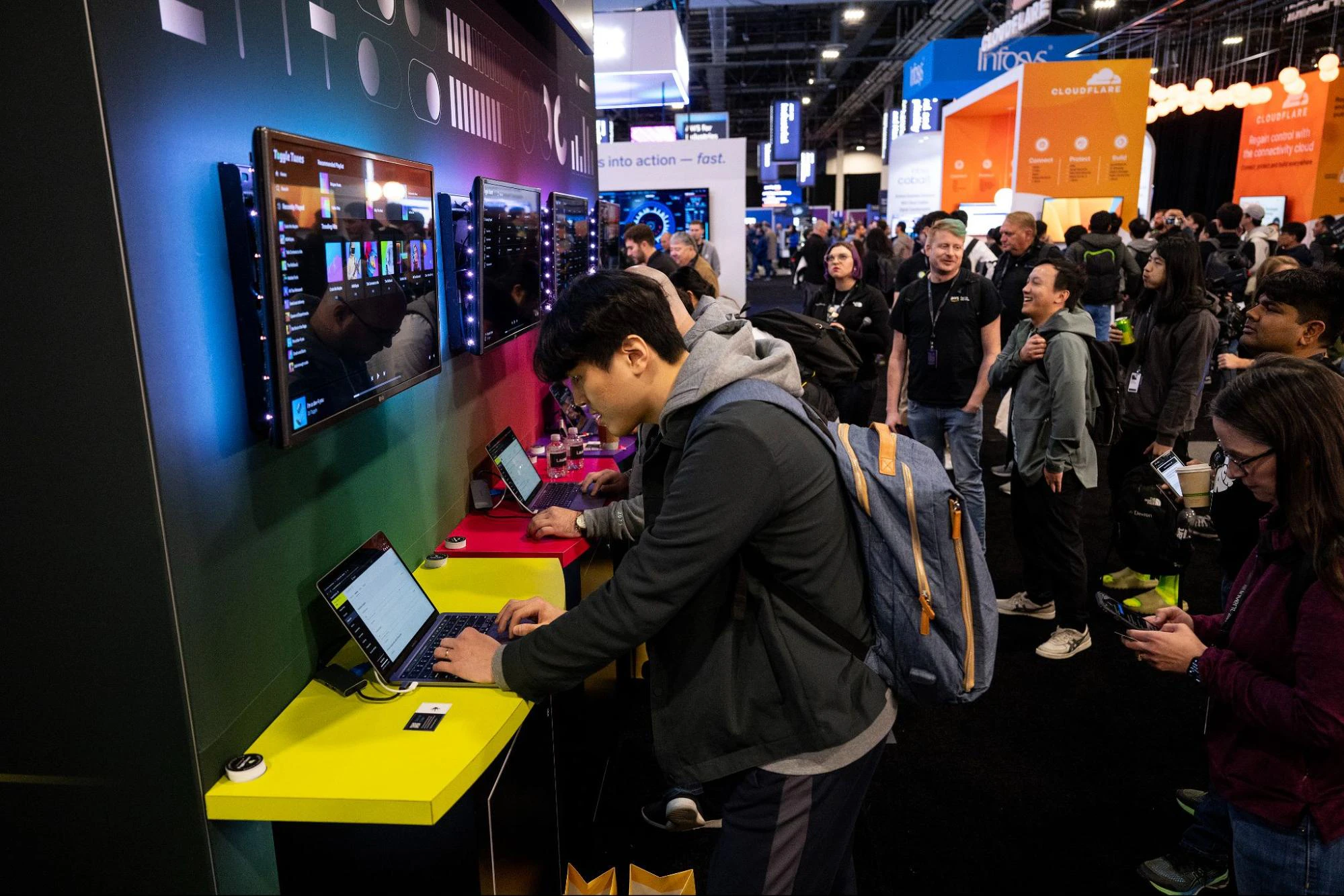 LaunchDarkly at AWS re:Invent 2023 - Demo booth challenge