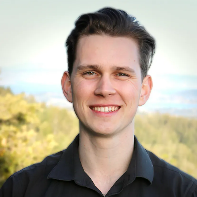 Case Delst headshot