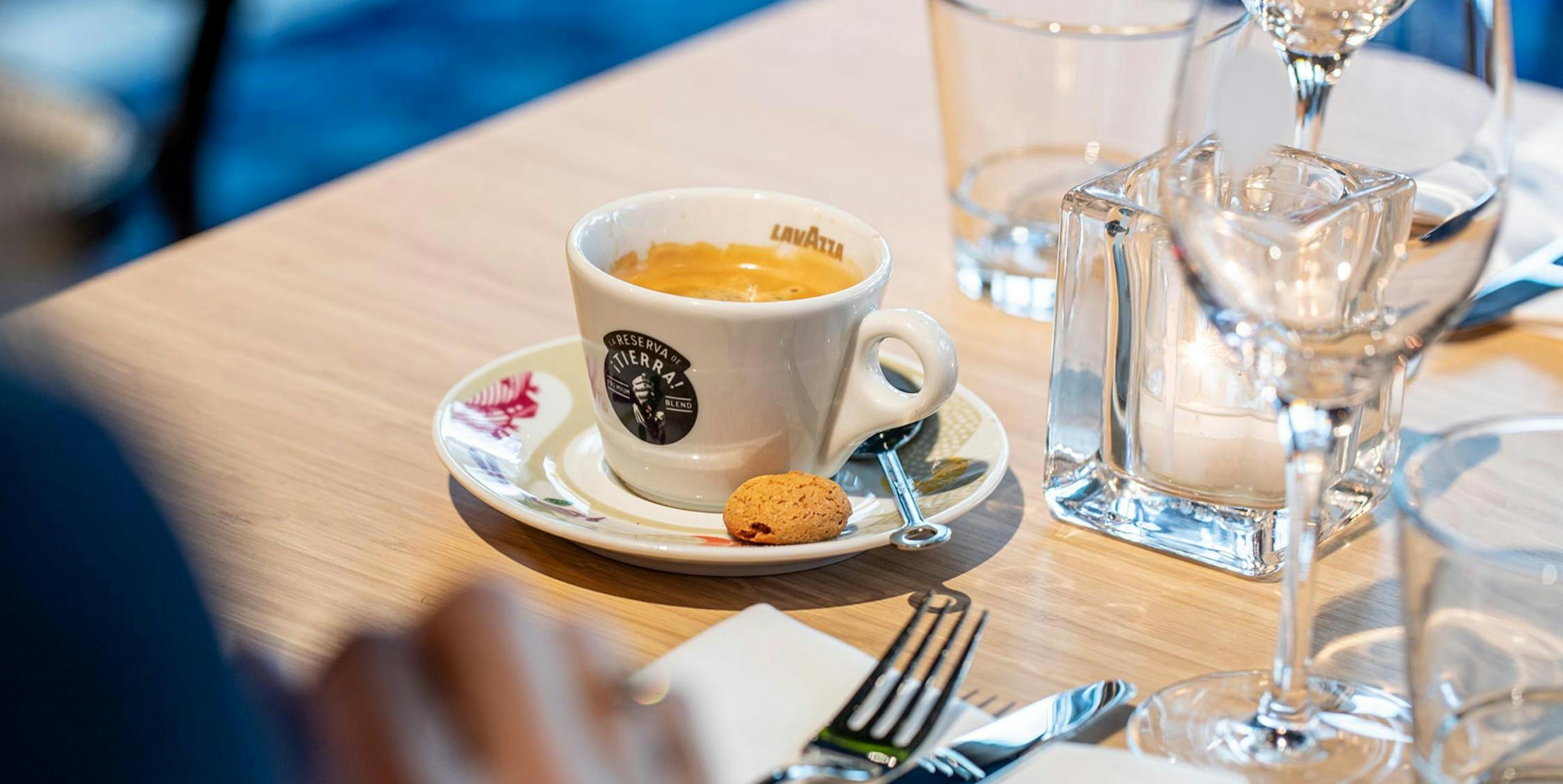 Lavazza Café en grains expresso barista intense 500g - Hollande Supermarché