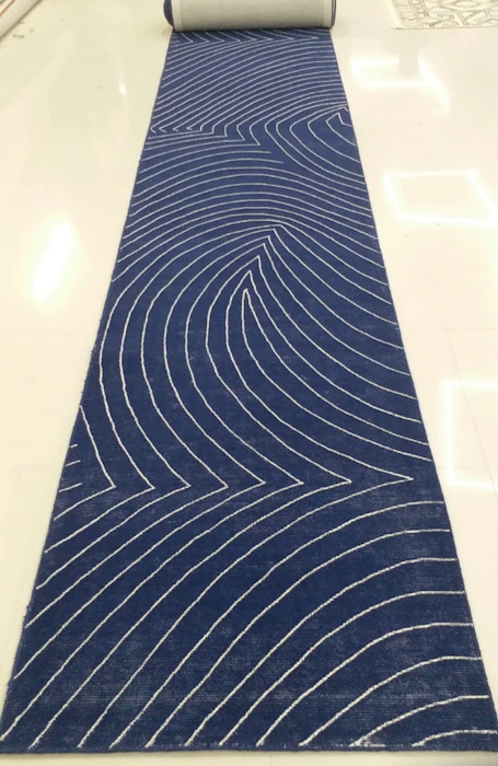 Simple elegant patterned custom handloom runner