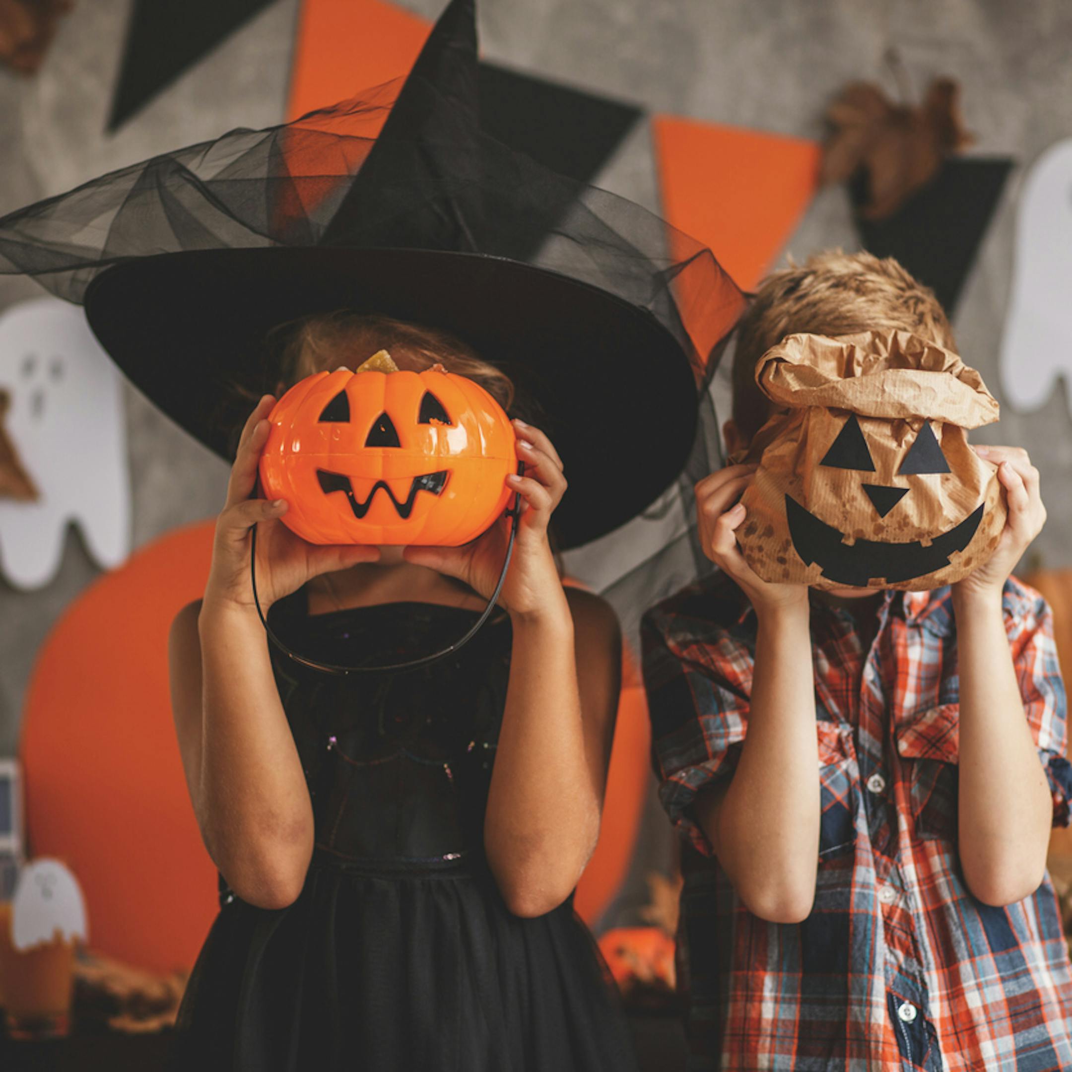 Enfants déguisés pour Halloween