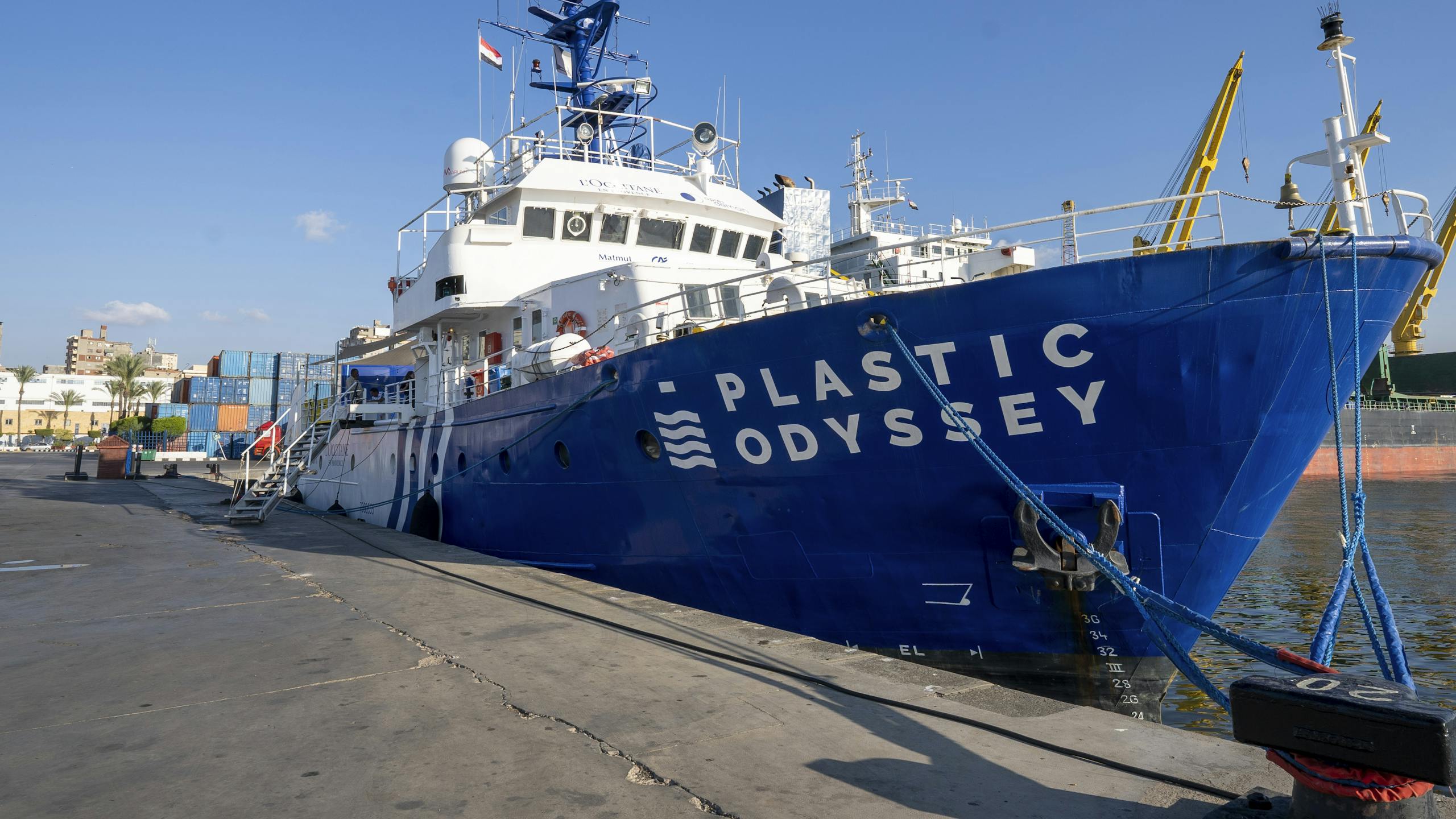 Le navire Plastic Odyssey dans le port d'Alexandrie, en Egypte