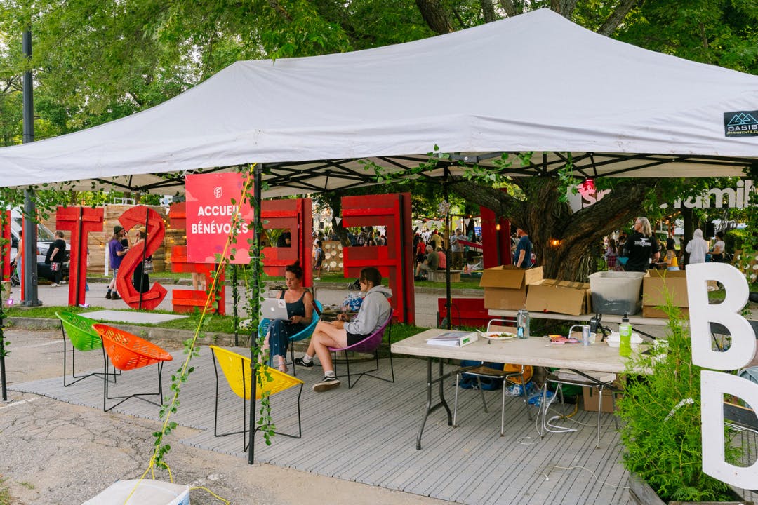 GRANDE TENTE POP-UP