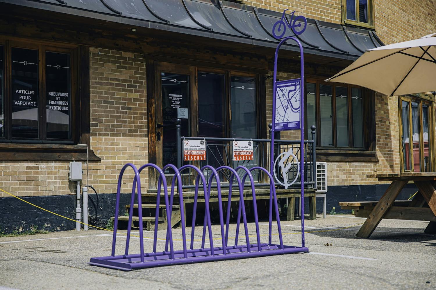 SUPPORT À VÉLOS