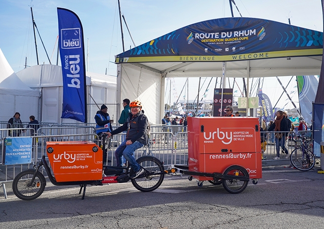 Urby, filiale de logistique urbaine du groupe La Poste et de La Banque des Territoires, a assuré la livraison en mode doux sur le Village départ de la Route du Rhum-Destination Guadeloupe.