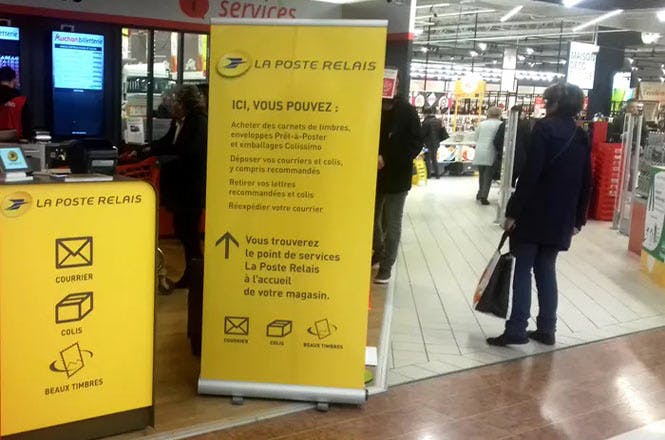 Le Relais La Poste outlet at Porte de Lyon Shopping Centre