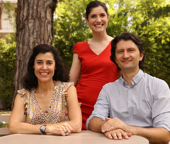 Alexandra de la Fontaine (à gauche) et Élodie Loisel (au centre) sont les co-fondatrices de Ludocare. Thierry Basset (à droite) est le garant médical de la solution, de la sécurité et de la gestion des données.