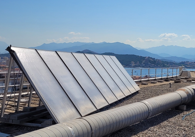 photo de panneaux solaires