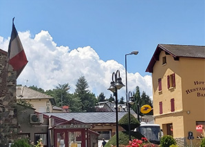 La Poste étend son réseau de bureaux de poste labellisés France Services