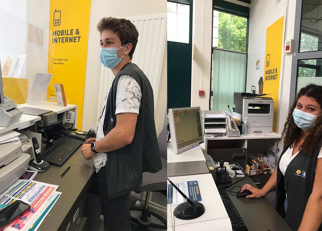 Dans le cadre du renforcement de la présence postale estivale, Corentin (à gauche) et Camille (à droite) ont rejoint les équipes de La Poste