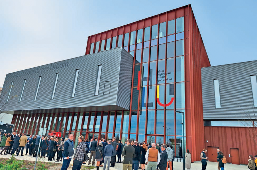 La Poste Groupe office