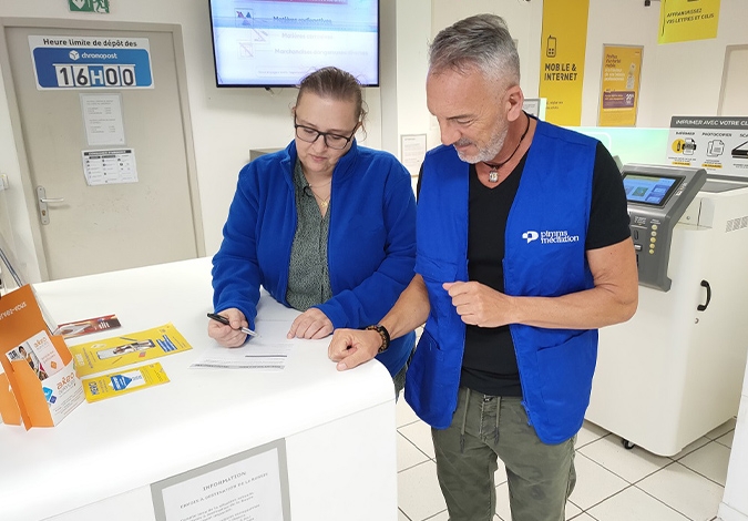 4 partenariats au sein de bureaux de poste situés en quartier prioritaire de la ville ont été signés avec Pimms Médiation Nîmes.