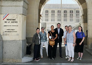 Atelier d’écriture à la prison de Rennes : La Fondation La Poste s'associe avec "Lire pour en sortir"