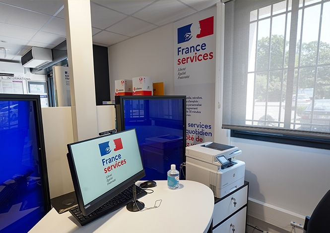 Les France services sont destinées à accompagner les personnes éloignées du numérique.