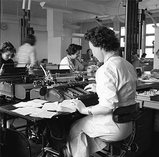 Centre de Chèques Postaux à Paris vers 1959 (NEG CNET 119266) © Musée de La Poste - La Poste, 2022