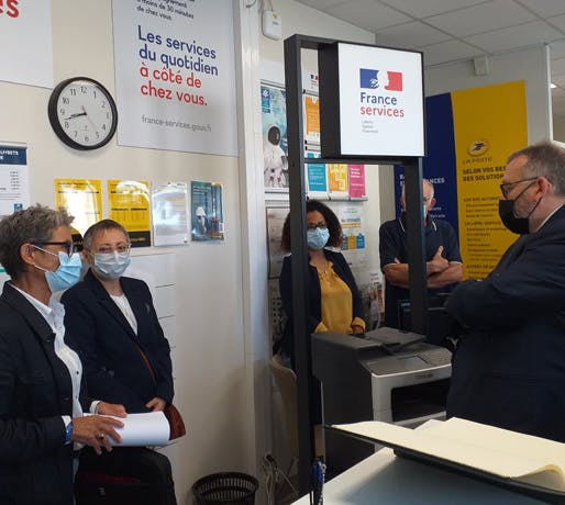 La Poste de Sainte-Hermine en Vendée labélisée France Services a été inaugurée