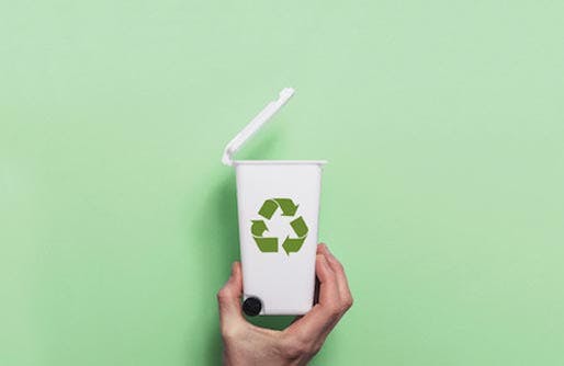 In line with the UN Sustainability Development goals, postal commitment also goes beyond CO2 emissions. By 2030, they collectively commit to having 50% of reusable, recyclable, or compostable packaging sold.