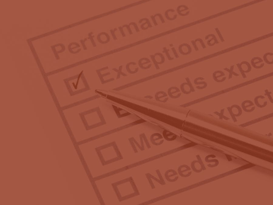 A performance management checklist is seen.