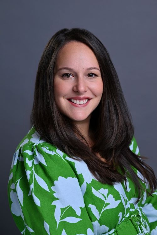 Marisa Obuchowski headshot